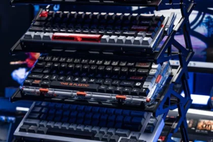 What to Look for When Choosing a Keyboard Display Stand: Top Considerations