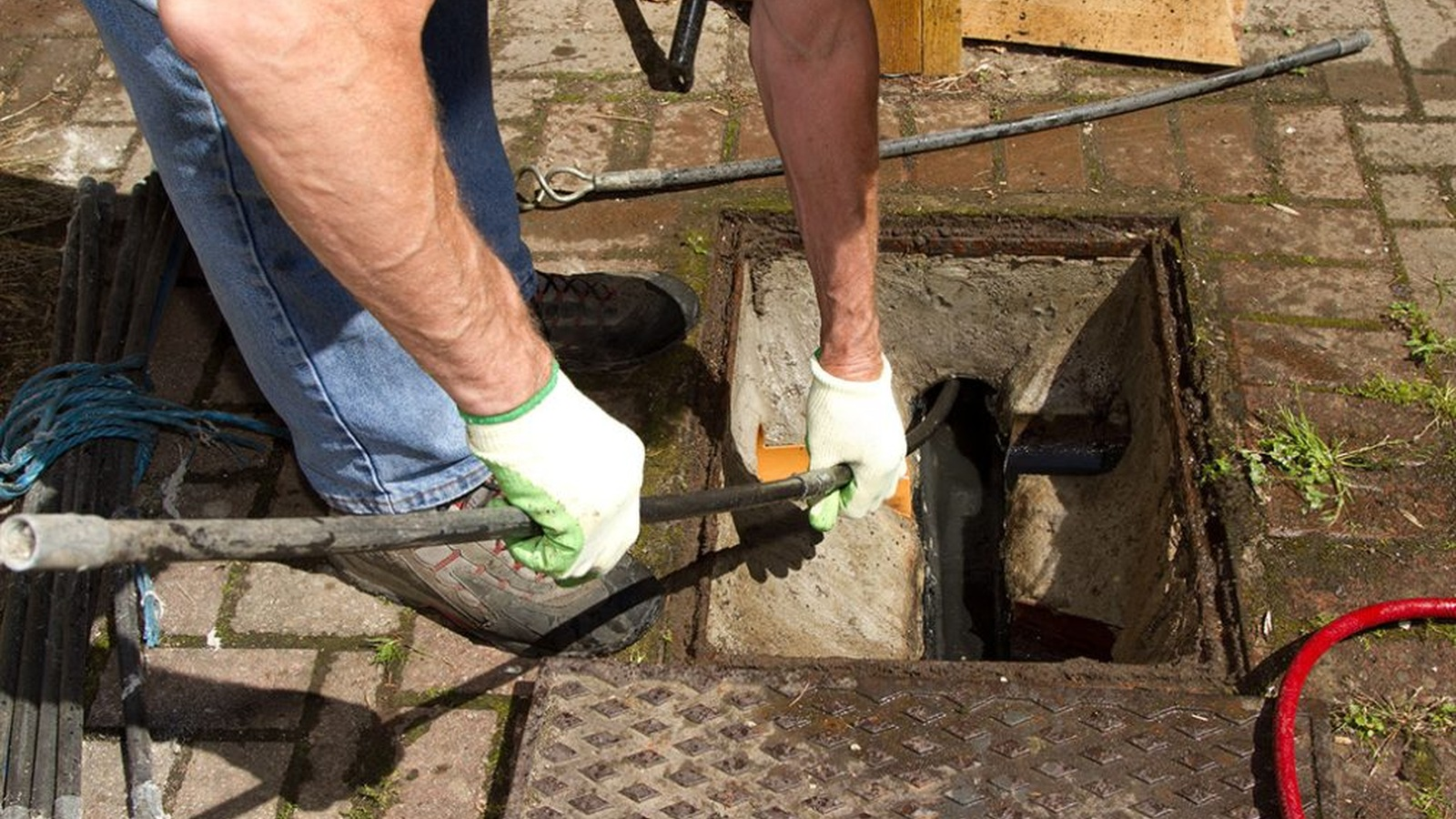 Repair or Replace? How to Make a Sound Decision About Damaged Drains